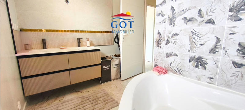 Maison - 127 m² - 5 pièces