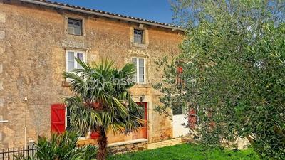 Maison en pierre - 143 m² - 5 pièces