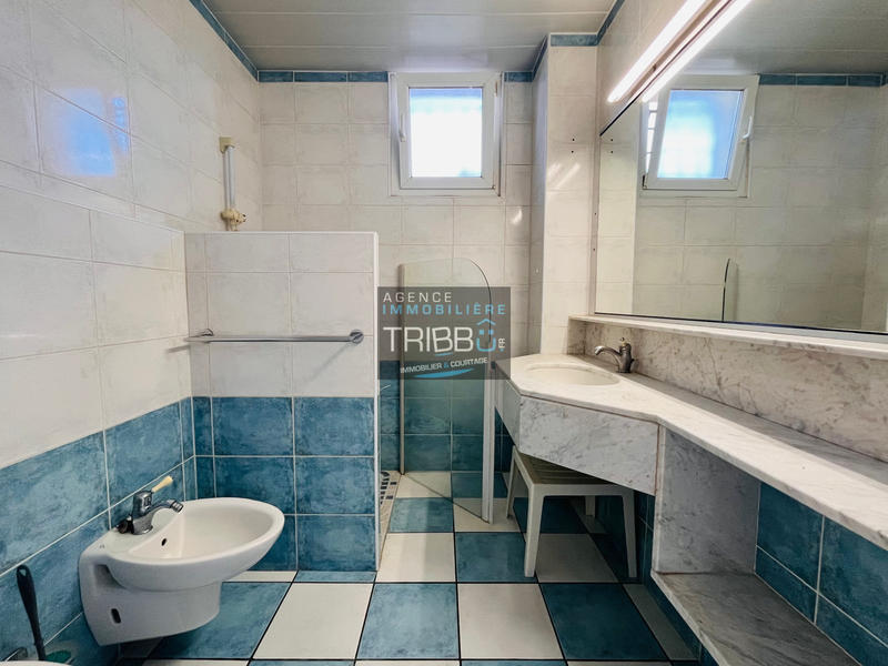 Maison - 93 m² - 4 pièces