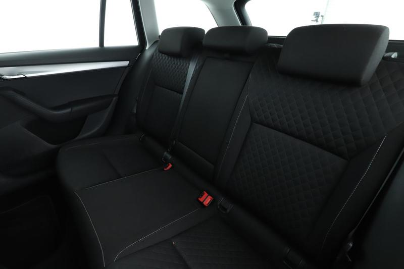 Skoda Octavia Combi 1.6 Tdi Green Tec Edition Tour de France Dsg7 110 ch