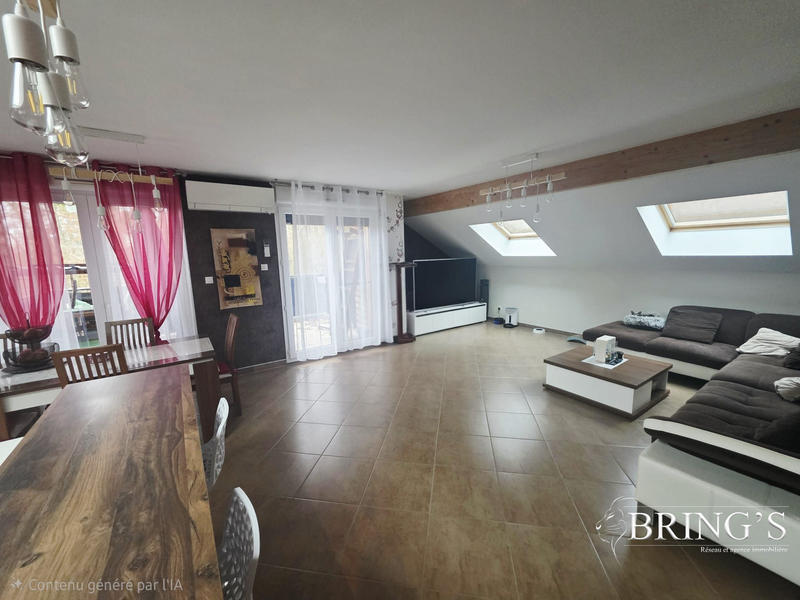 Appartement - 120 m² - 5 pièces