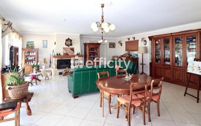 Maison - 154 m² - 6 pièces