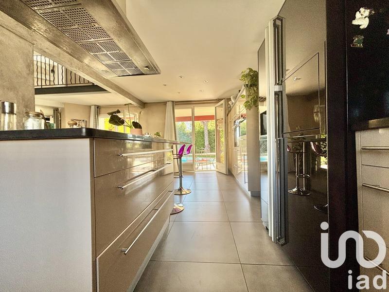 Maison - 161 m² - 6 pièces