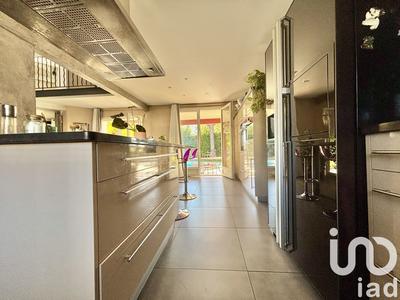 Maison - 161 m² - 6 pièces