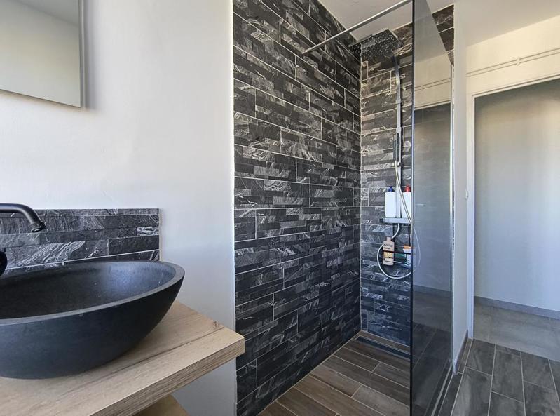 Appartement - 71 m² - 2 pièces