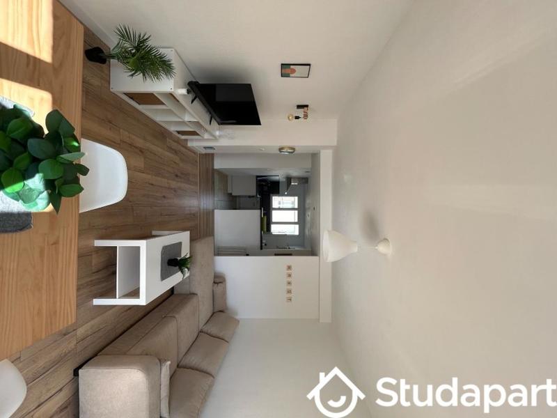 Chambre - 11 m² - 1 pièce