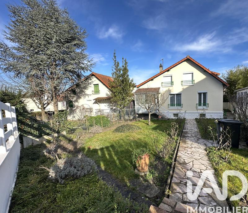 Maison - 103 m² - 5 pièces