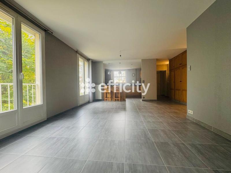 Appartement ancien - 110 m² - 5 pièces