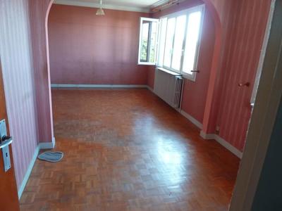 Maison - 77 m² - 5 pièces