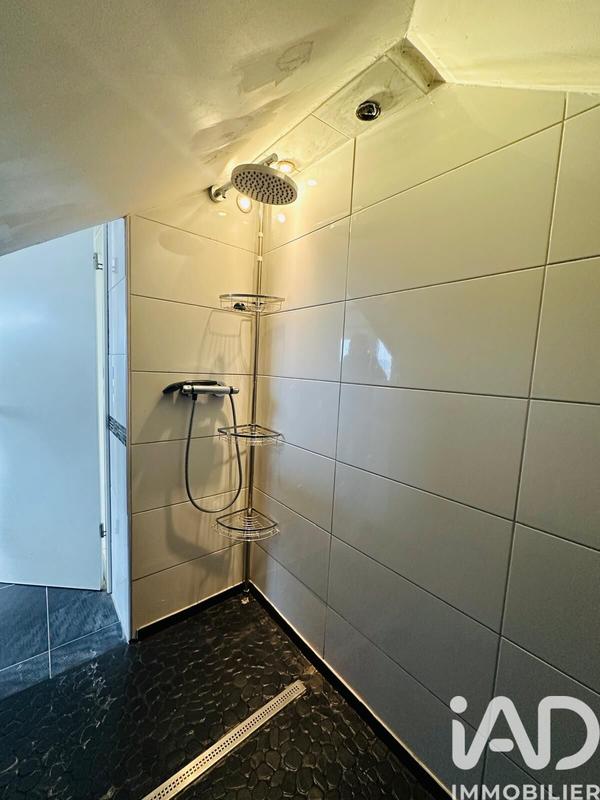 Maison - 320 m² - 10 pièces