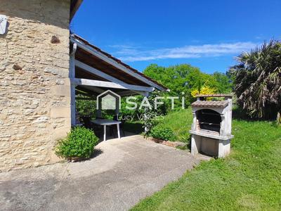 Maison - 96 m² - 4 pièces