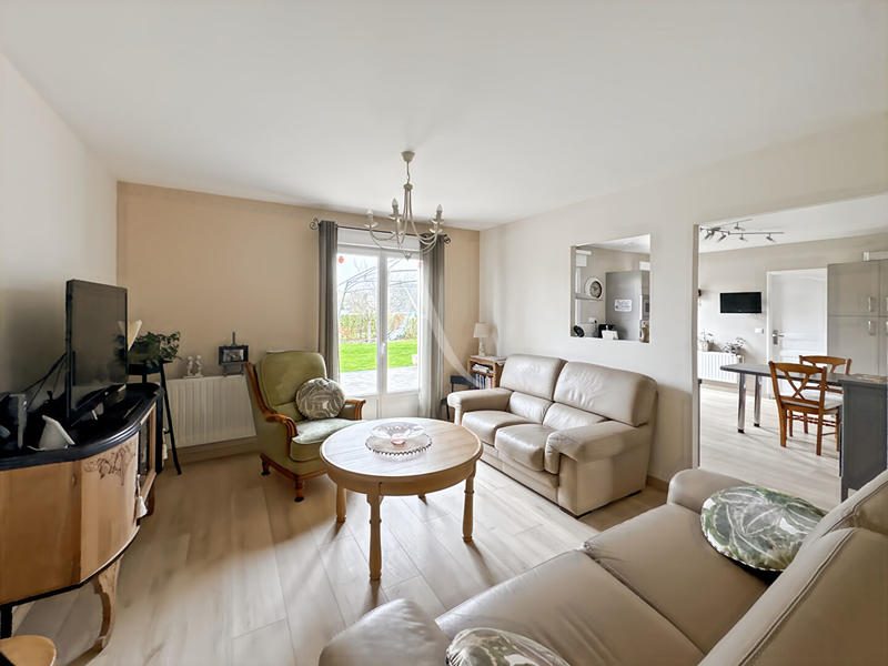 Maison - 140 m² - 6 pièces