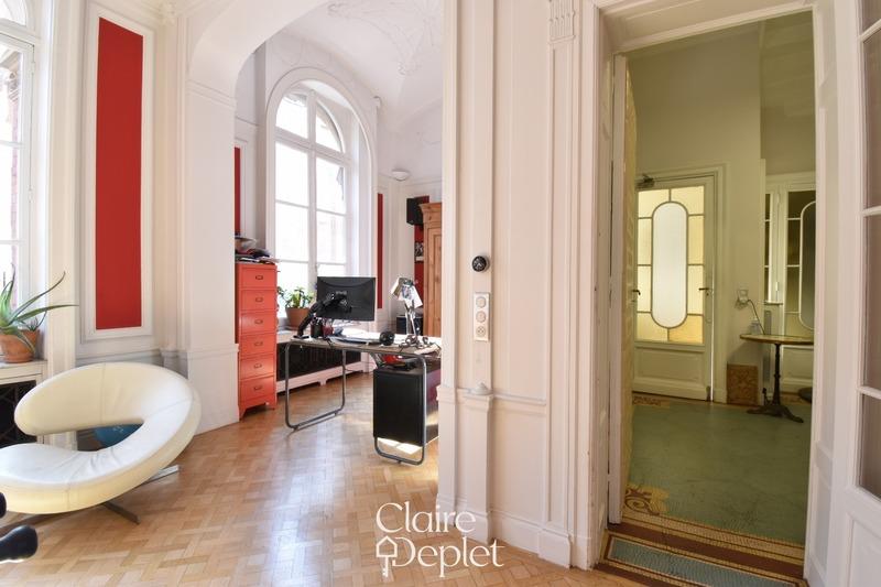 Maison bourgeoise - 325 m² - 9 pièces