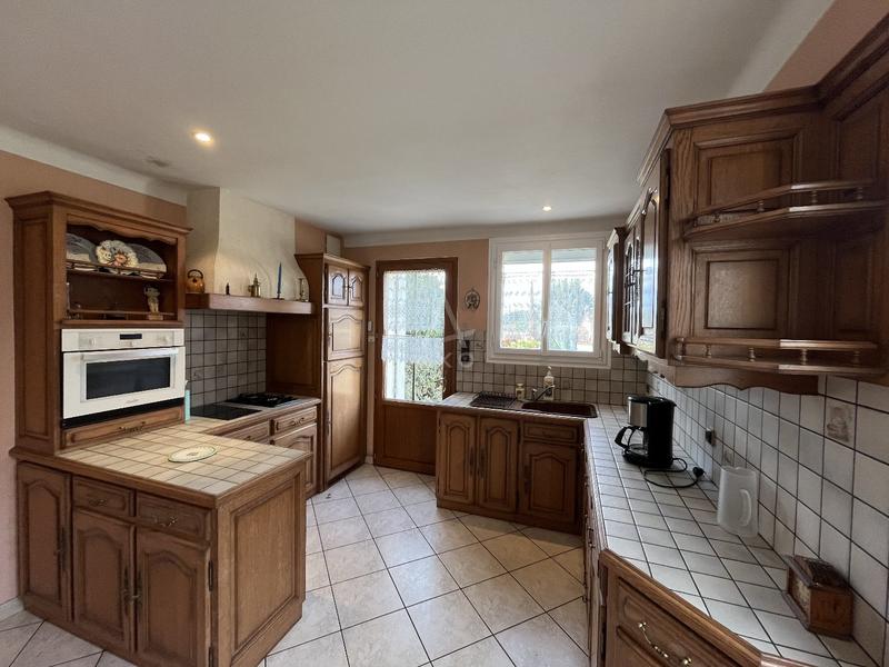 Maison - 195 m² - 7 pièces