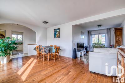 Maison - 136 m² - 5 pièces