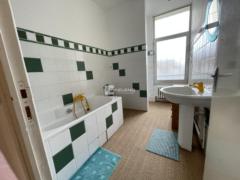 Appartement - 67 m² - 2 pièces