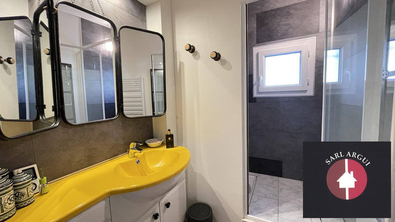 Maison - 111 m² - 6 pièces