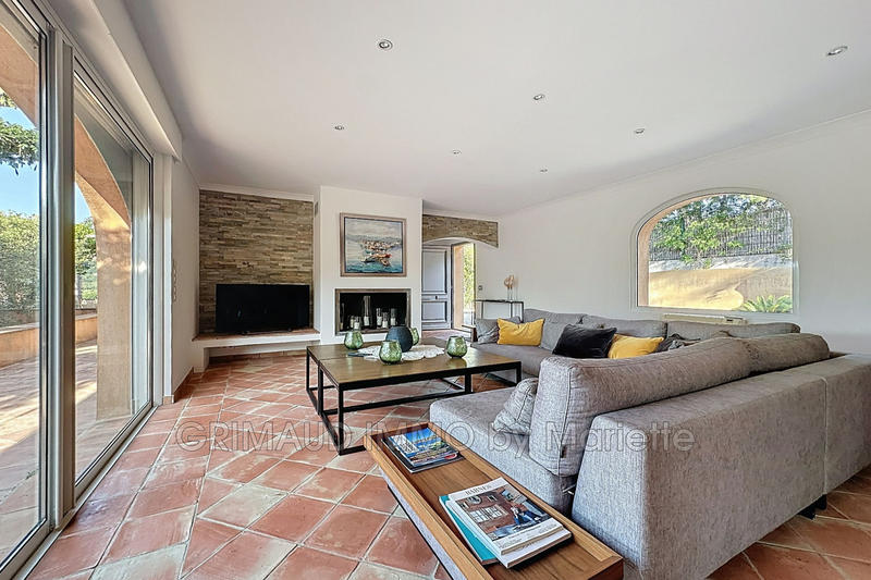 Maison - 200 m² - 5 pièces