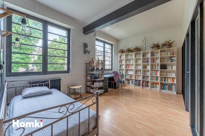 Appartement - 132 m² - 6 pièces