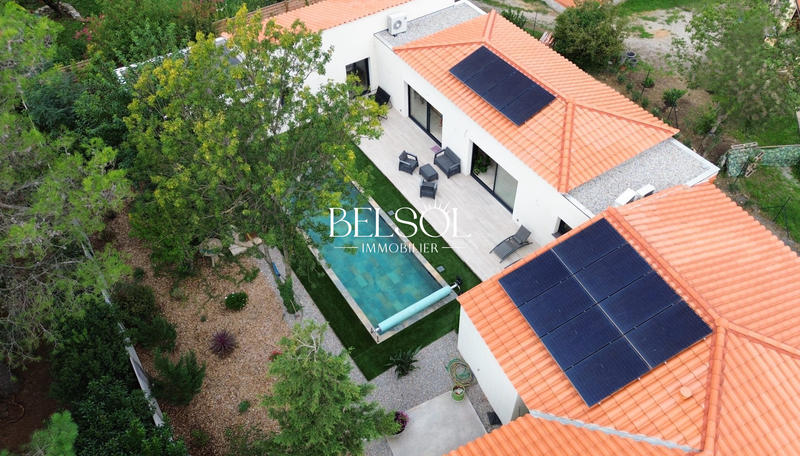 Maison contemporaine - 186 m² - 6 pièces