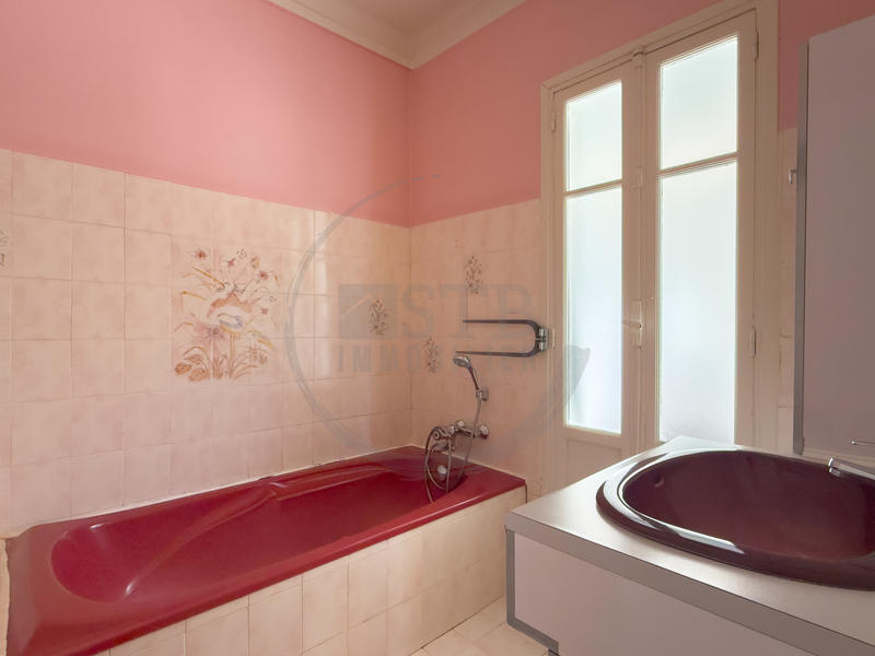 Appartement - 81 m² - 4 pièces