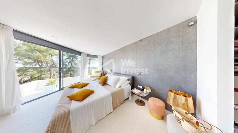 Appartement - 184 m² - 5 pièces