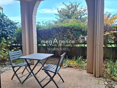 Appartement - 64 m² - 2 pièces