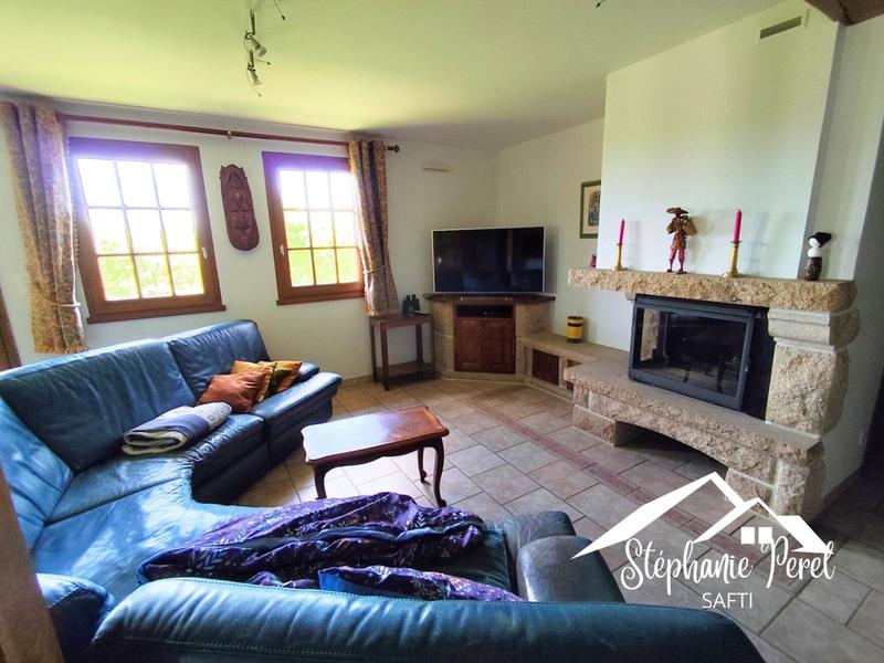 Maison - 120 m² - 4 pièces