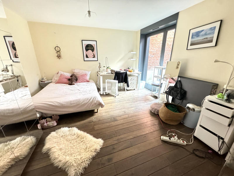 Maison - 301 m² - 6 pièces