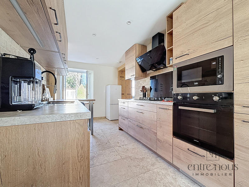 Maison - 85 m² - 3 pièces