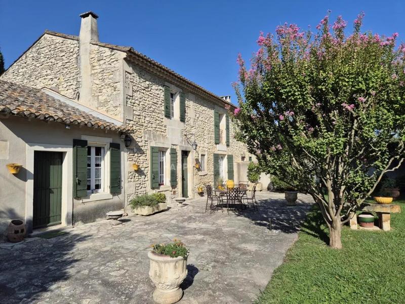 Mas - 166 m² - 7 pièces