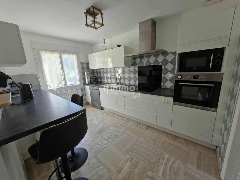 Maison - 120 m² - 4 pièces