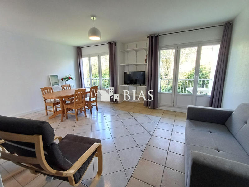 Appartement - 72 m² - 3 pièces