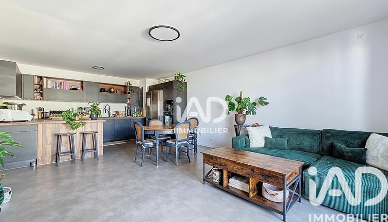 Appartement - 100 m² - 5 pièces