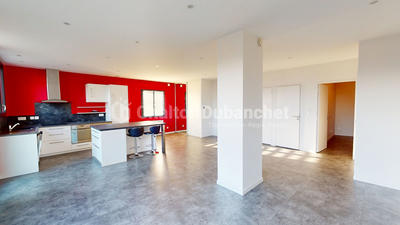 Appartement - 90 m² - 3 pièces