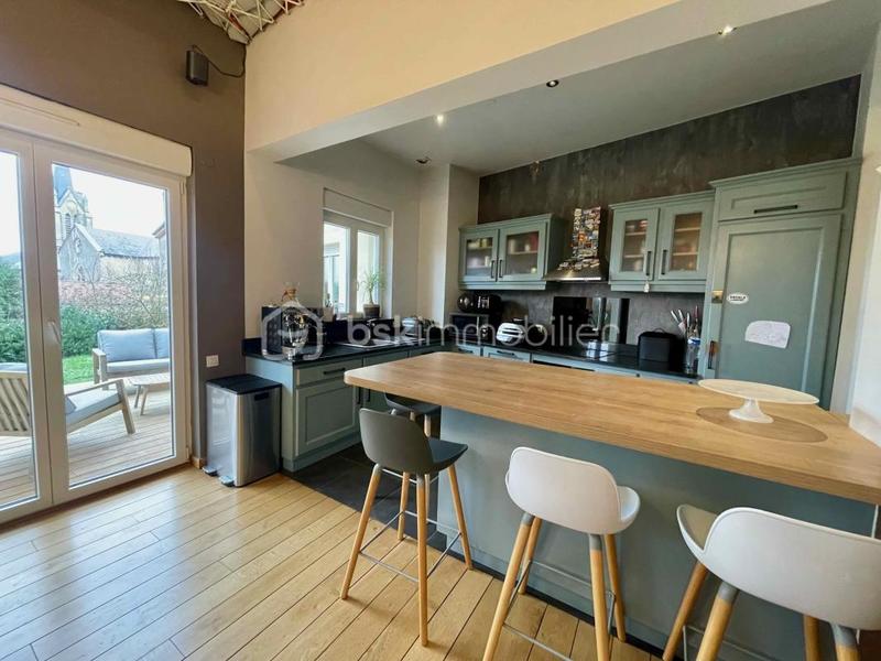 Maison - 163 m² - 6 pièces