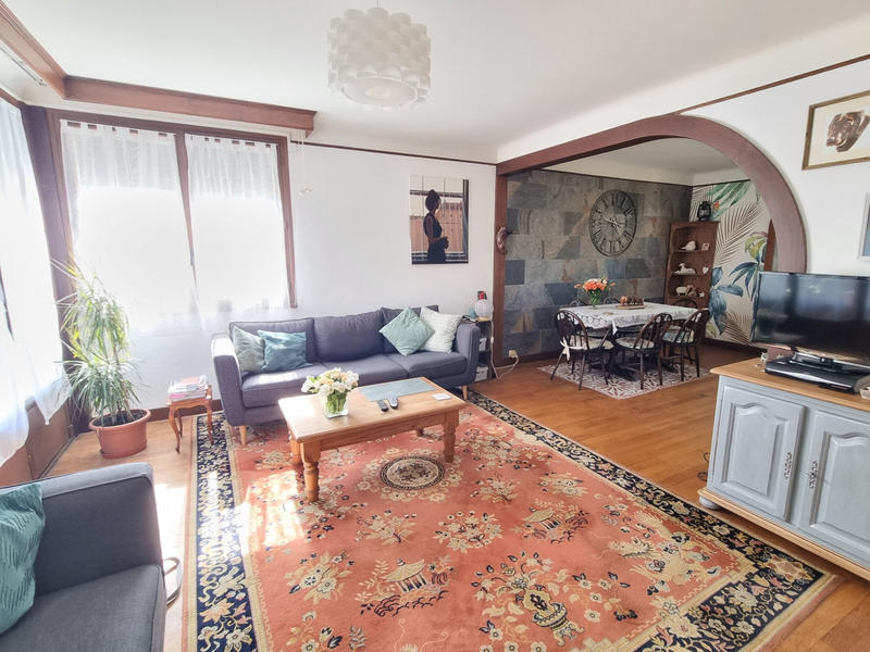 Maison - 85 m² - 4 pièces