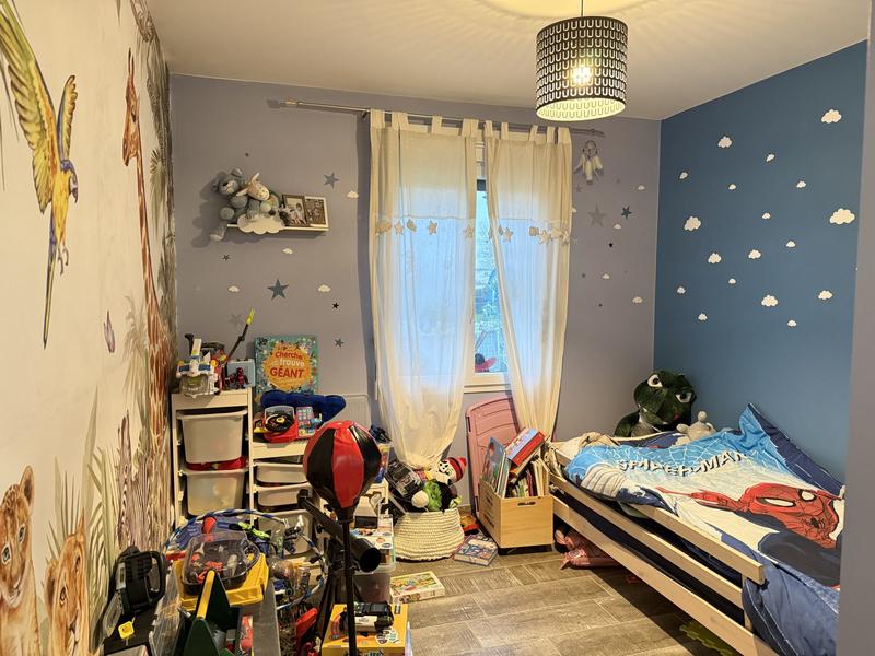 Maison - 95 m² - 4 pièces