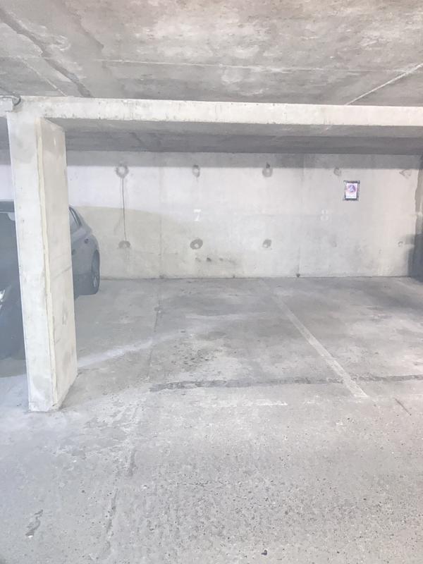 Parking - 11 m²