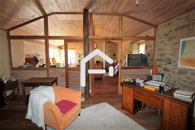 Ferme - 322 m² - 6 pièces