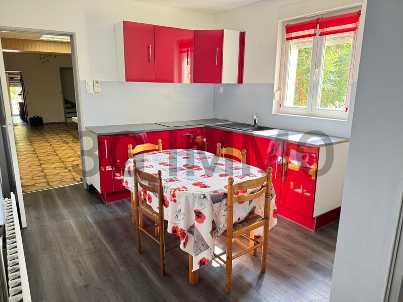 Villa - 198 m² - 10 pièces