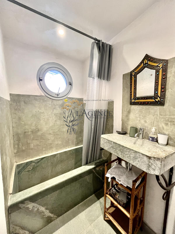 Maison - 76 m² - 4 pièces