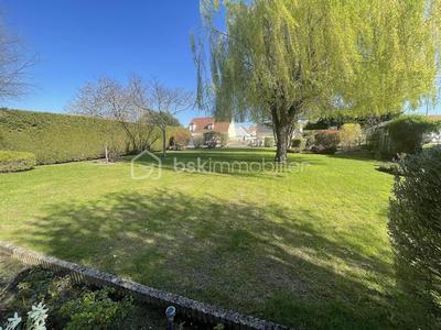 Maison traditionnelle - 165 m² - 6 pièces