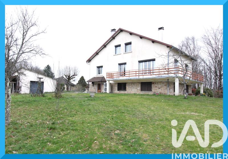 Maison - 174 m² - 8 pièces