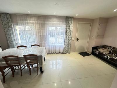 Maison - 84 m² - 6 pièces