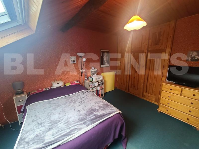 Maison ancienne - 238 m² - 8 pièces