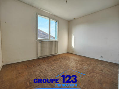 Maison - 84 m² - 4 pièces