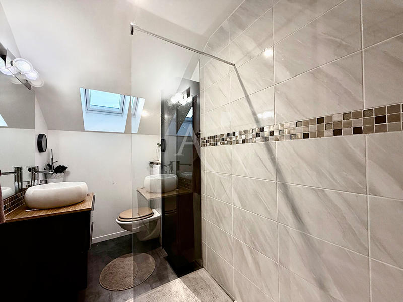 Maison - 150 m² - 6 pièces