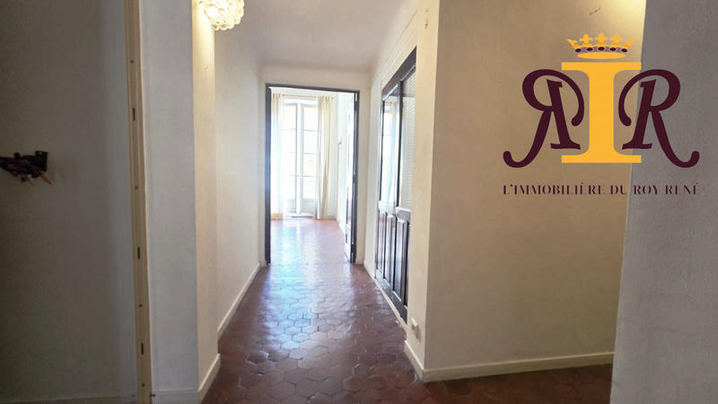 Appartement - 91 m² - 3 pièces