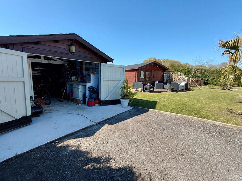 Pavillon - 85 m² - 4 pièces